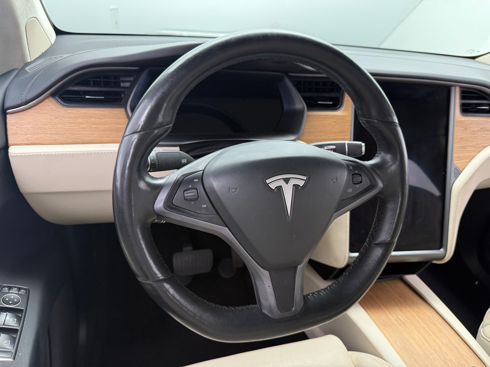Thumbnail: 2018 Tesla Model X - 4