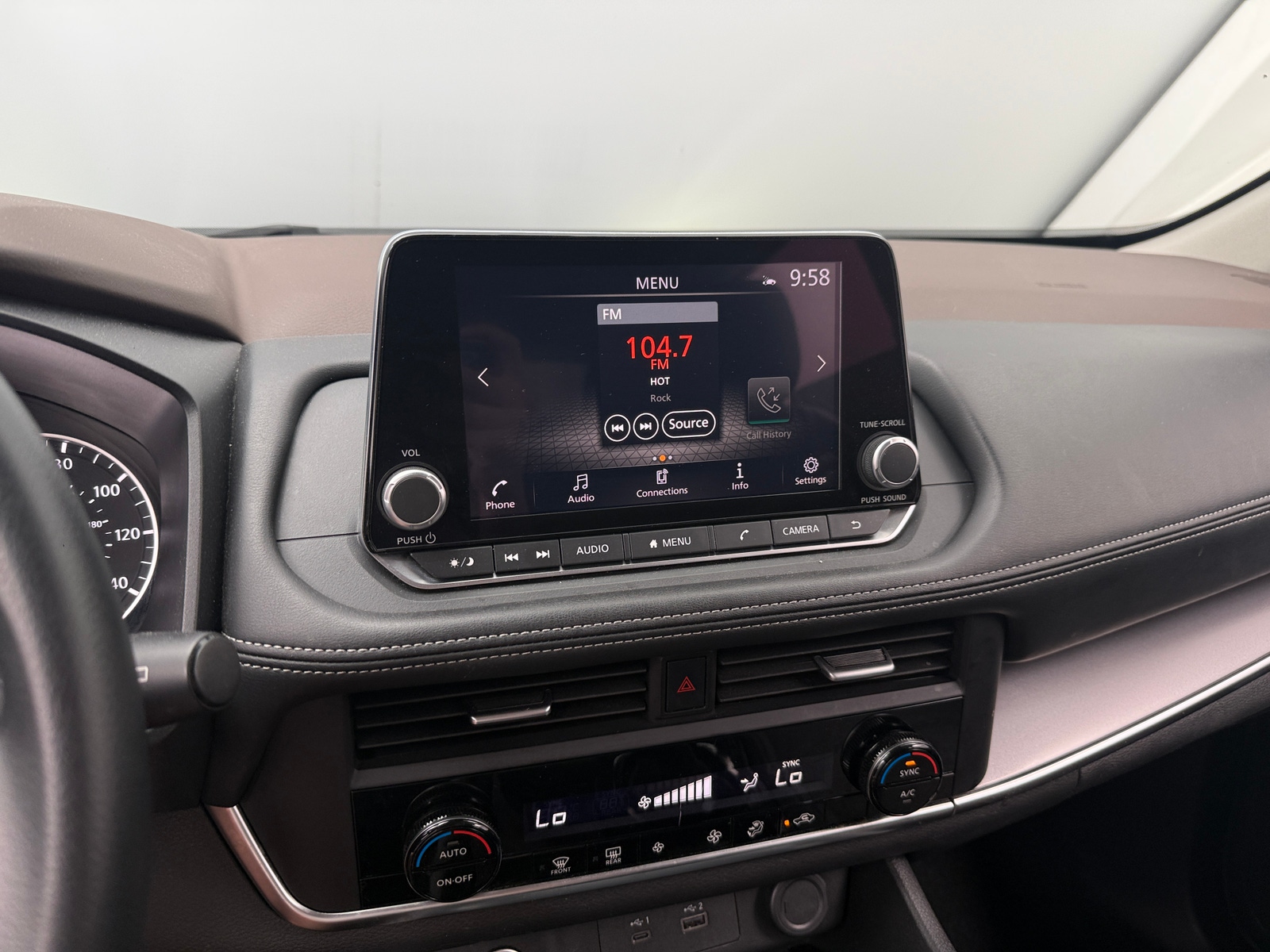 Thumbnail: 2023 Nissan Rogue - 4