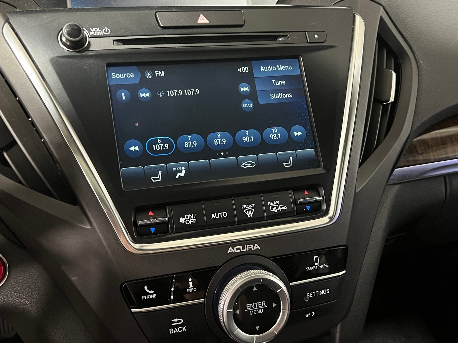 Thumbnail: 2020 Acura MDX - 3