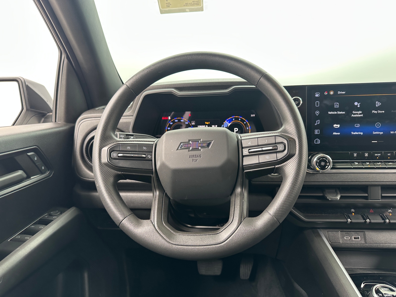 Thumbnail: 2024 Chevrolet Colorado - 5