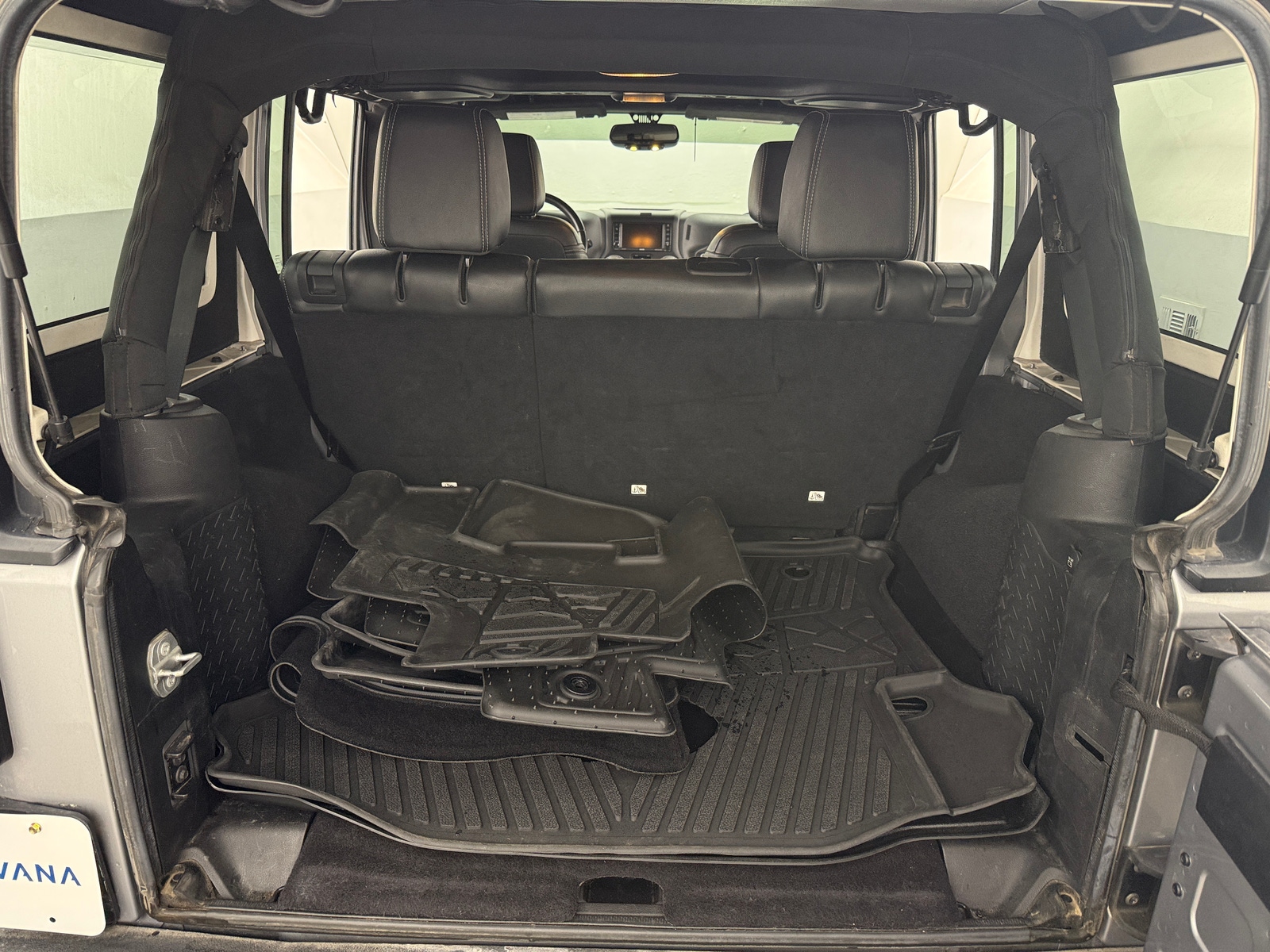 Thumbnail: 2016 Jeep Wrangler - 6