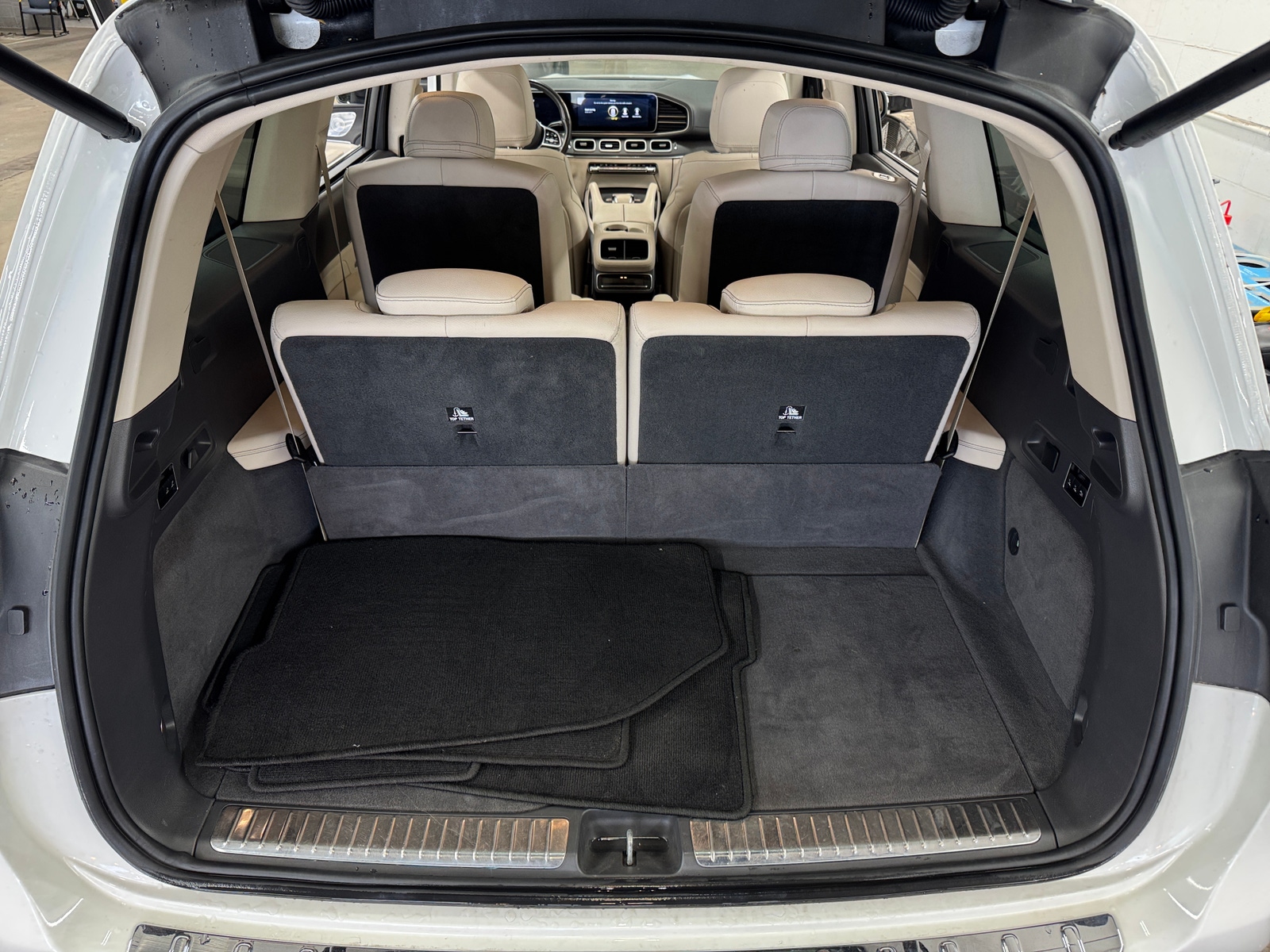 Thumbnail: 2020 Mercedes-Benz GLS - 6
