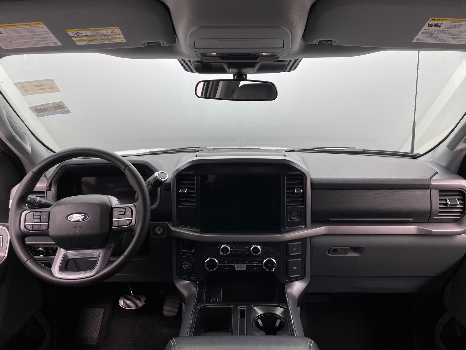 Thumbnail: 2025 Ford Econoline - 3