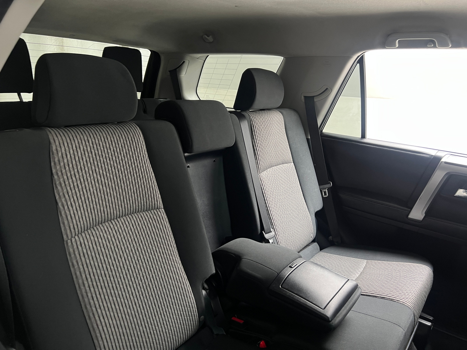 Thumbnail: 2015 Toyota 4Runner - 6