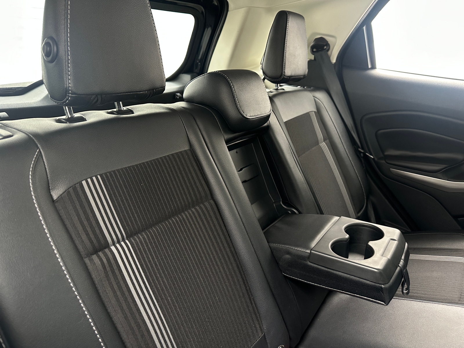Thumbnail: 2019 Ford EcoSport - 5