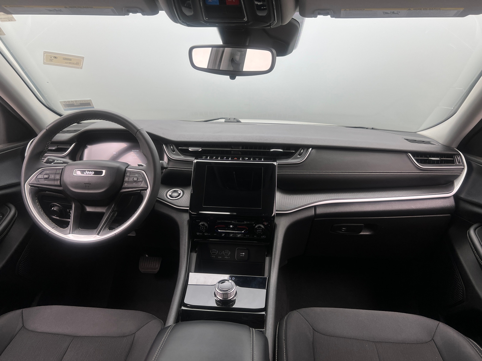 Thumbnail: 2023 Jeep Grand Cherokee L - 3
