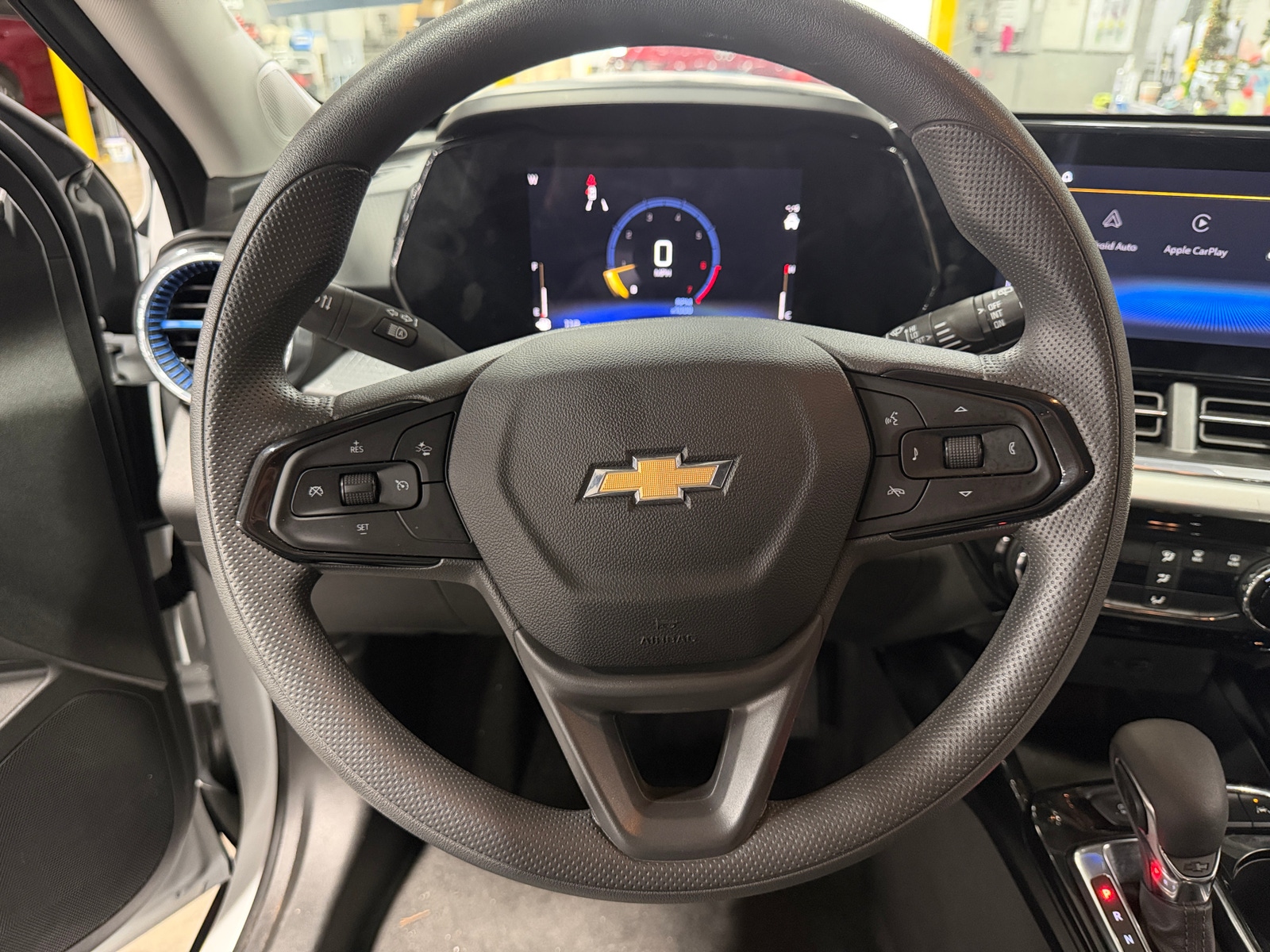 Thumbnail: 2025 Chevrolet Trax - 5