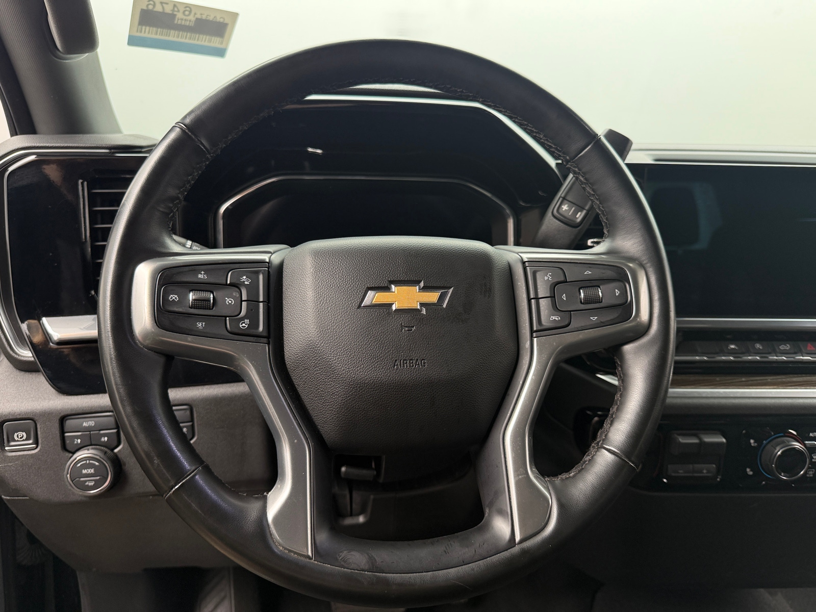 Thumbnail: 2025 Chevrolet Silverado 1500 - 5