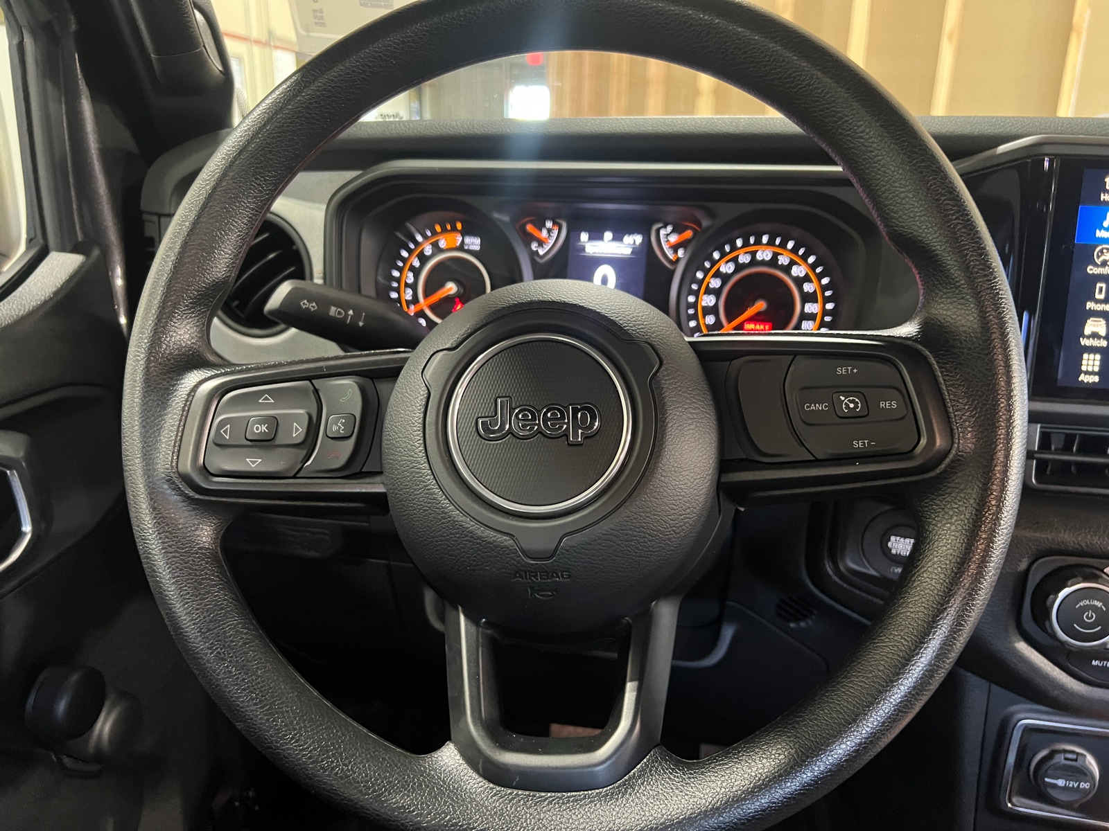 Thumbnail: 2024 Jeep Wrangler - 5