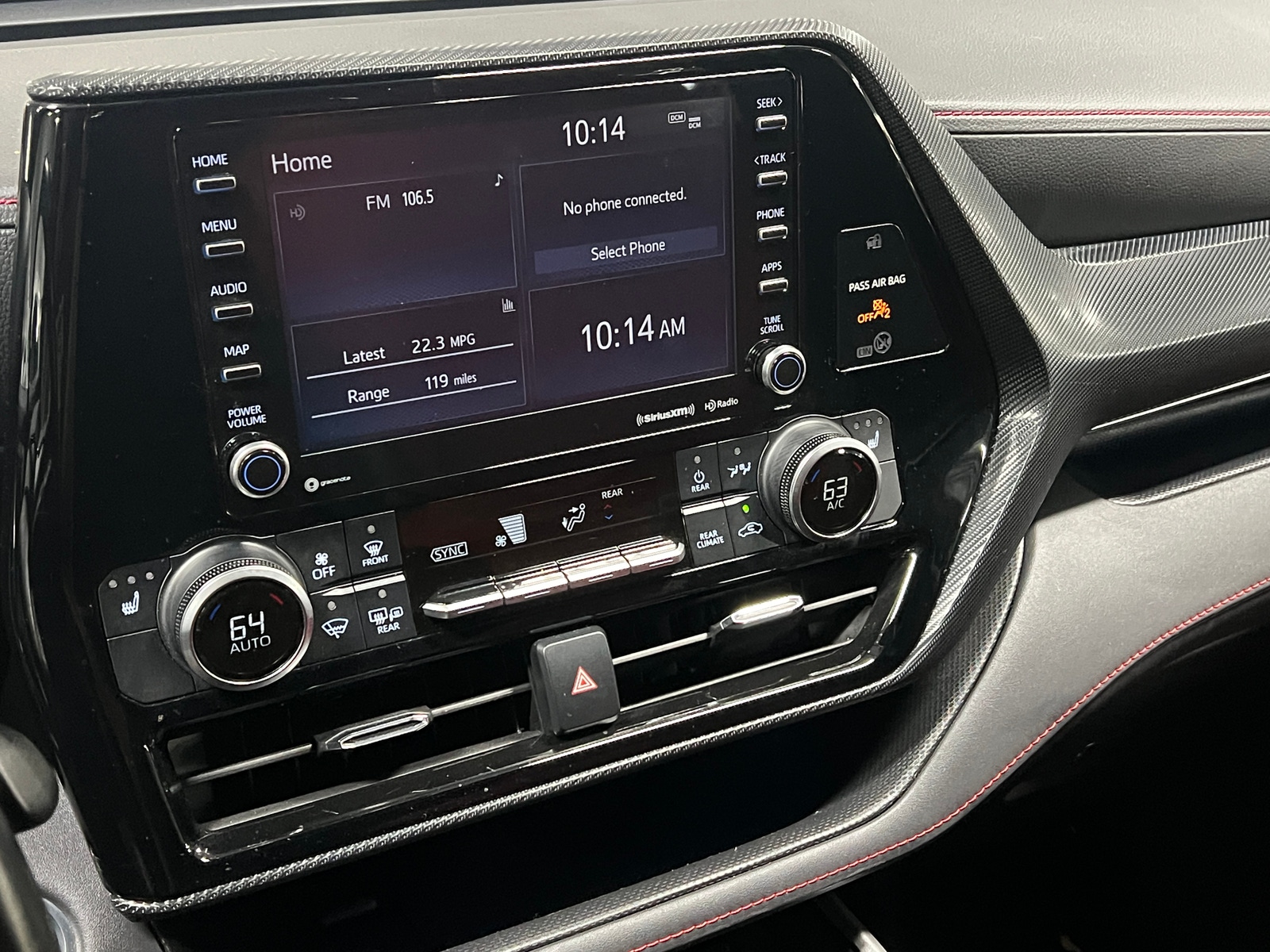 Thumbnail: 2021 Toyota Highlander - 3