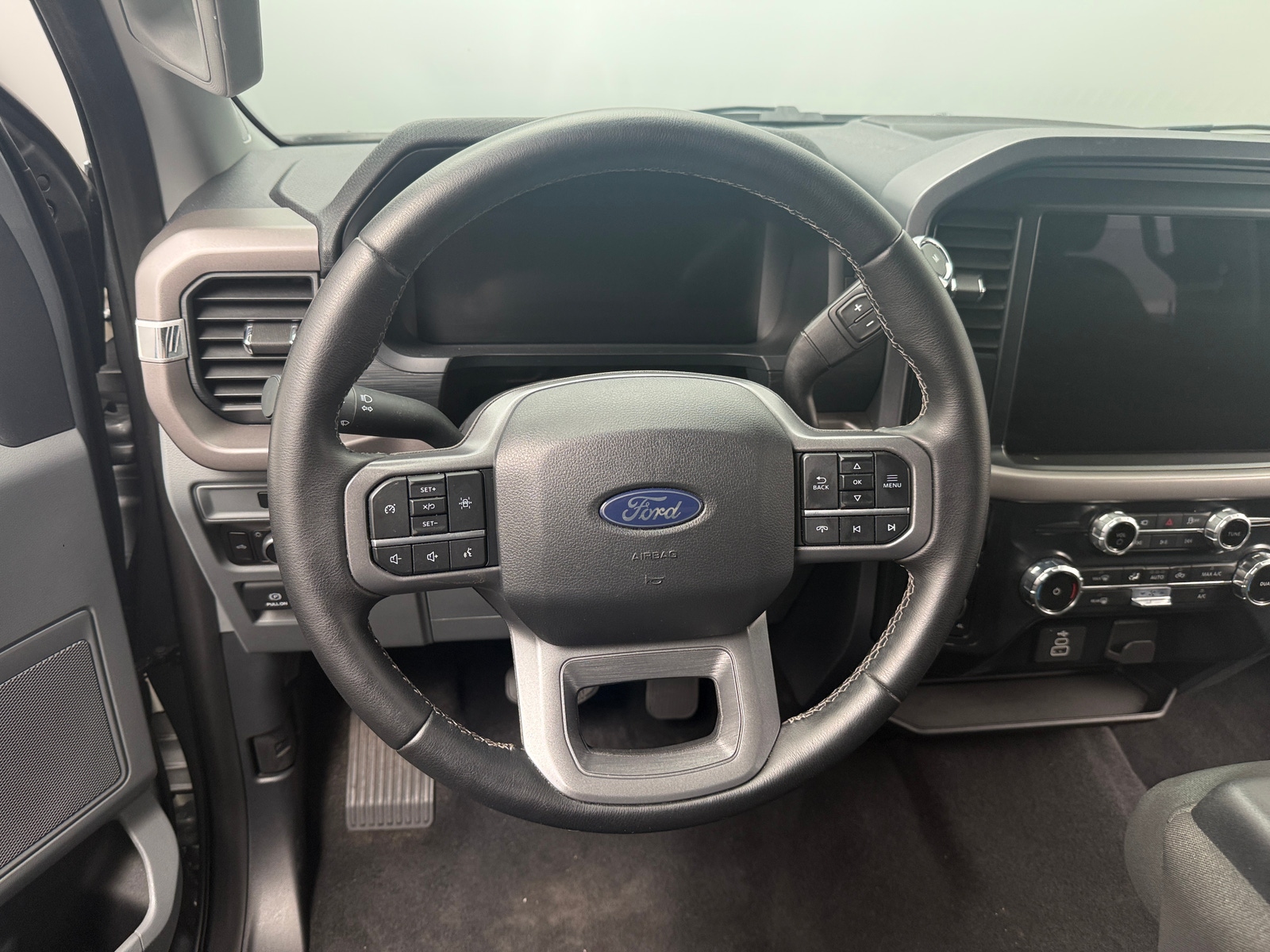Thumbnail: 2025 Ford Econoline - 5