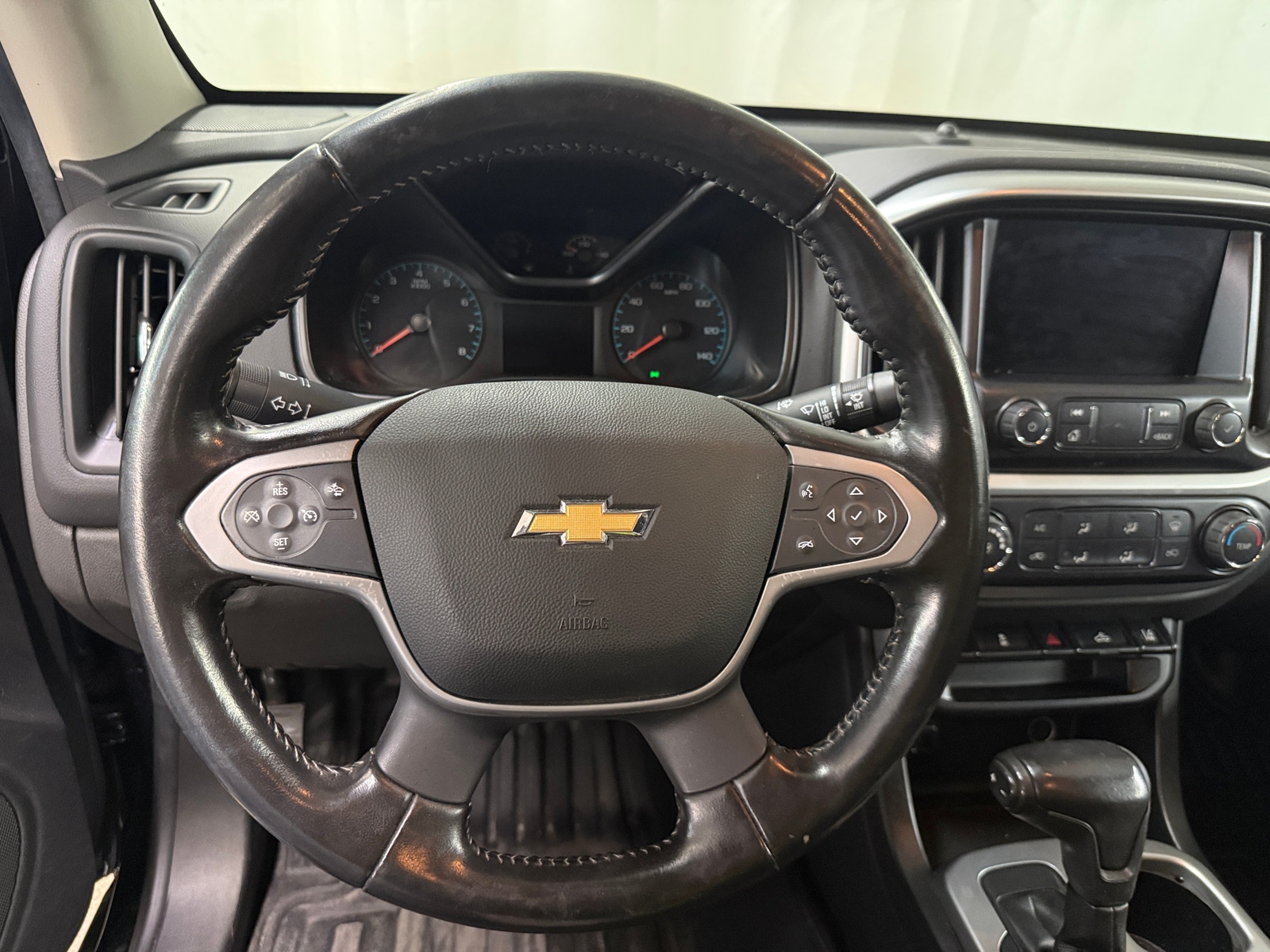 Thumbnail: 2021 Chevrolet Colorado - 5