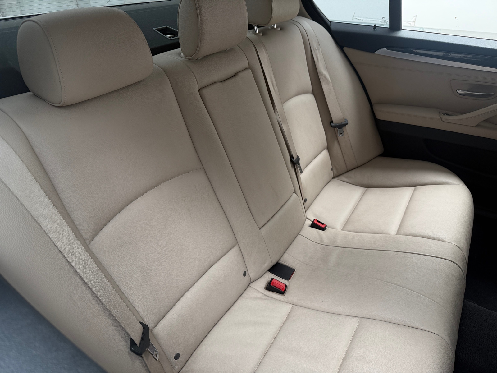 Thumbnail: 2012 BMW 5 Series - 5
