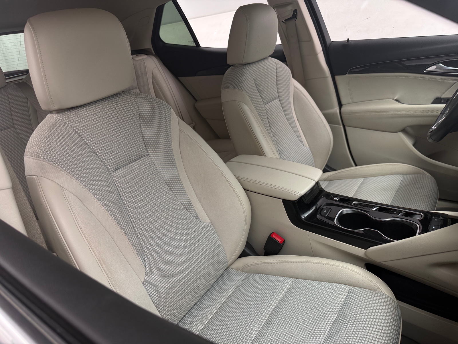 Thumbnail: 2022 Buick Envision - 2