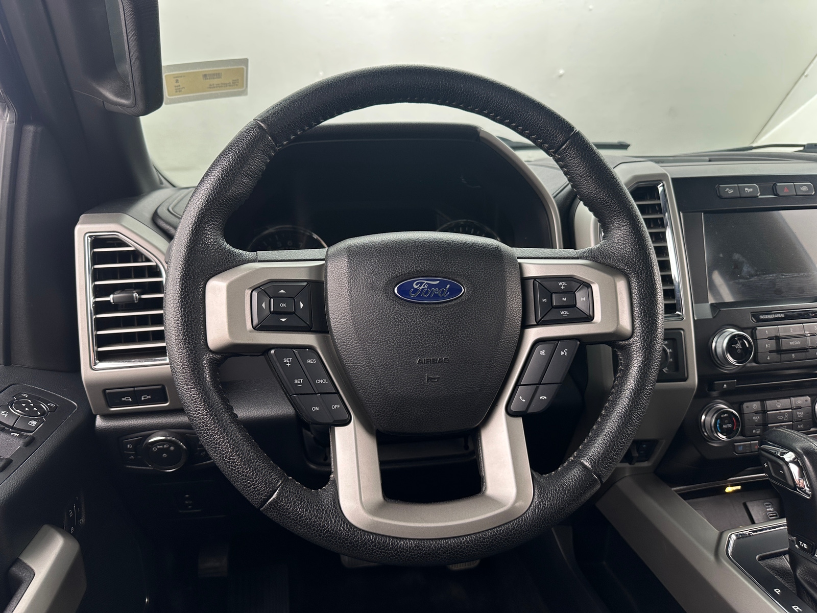 Thumbnail: 2016 Ford Econoline - 4