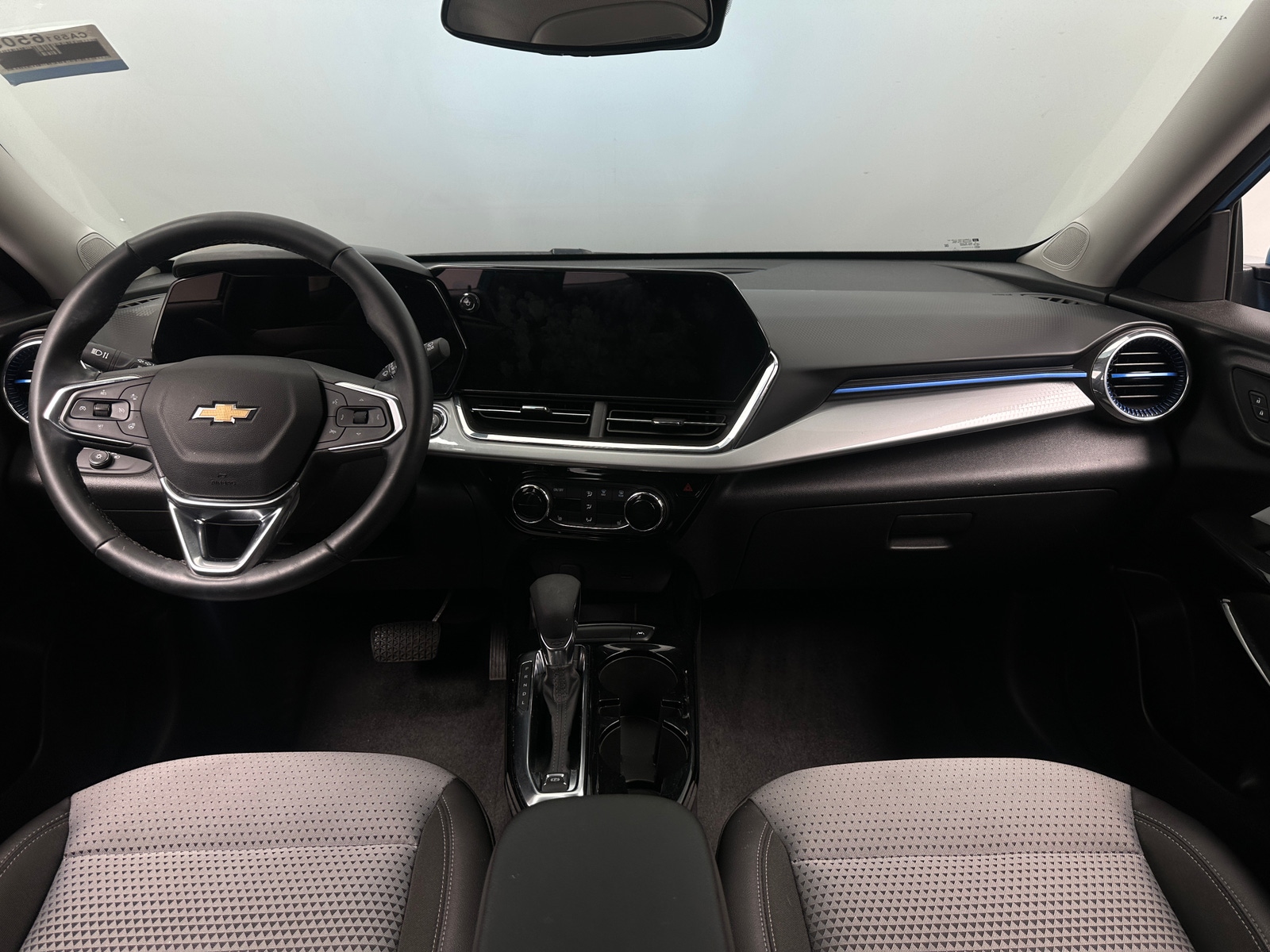 Thumbnail: 2025 Chevrolet Trax - 3