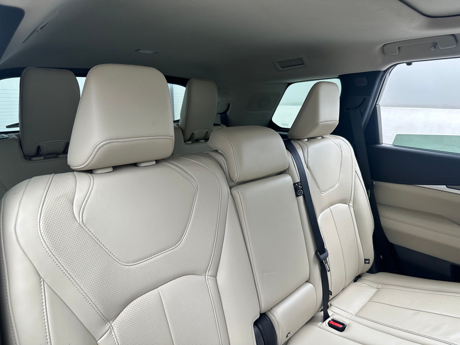 Thumbnail: 2023 INFINITI QX60 - 5