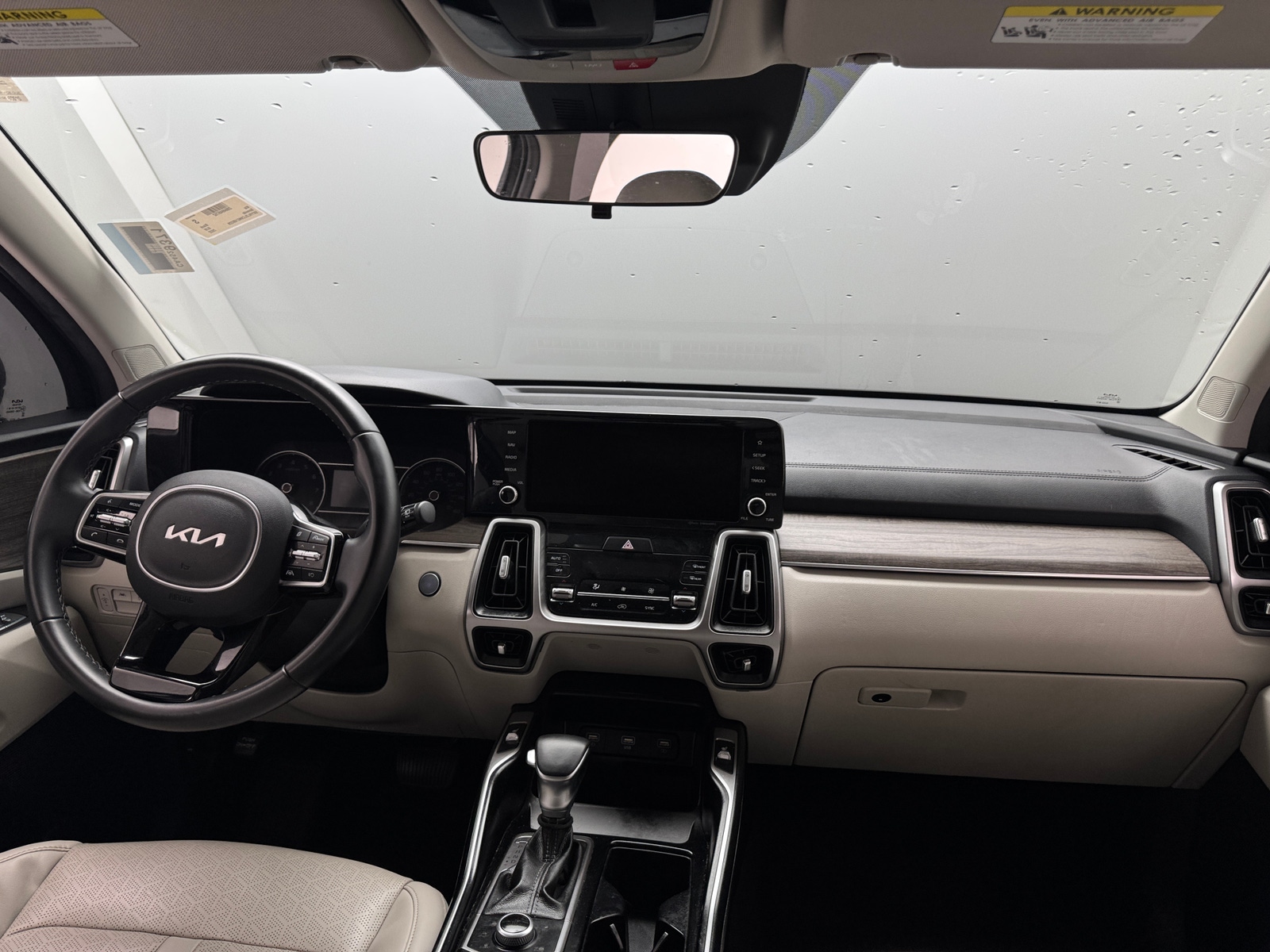 Thumbnail: 2022 Kia Sorento - 2
