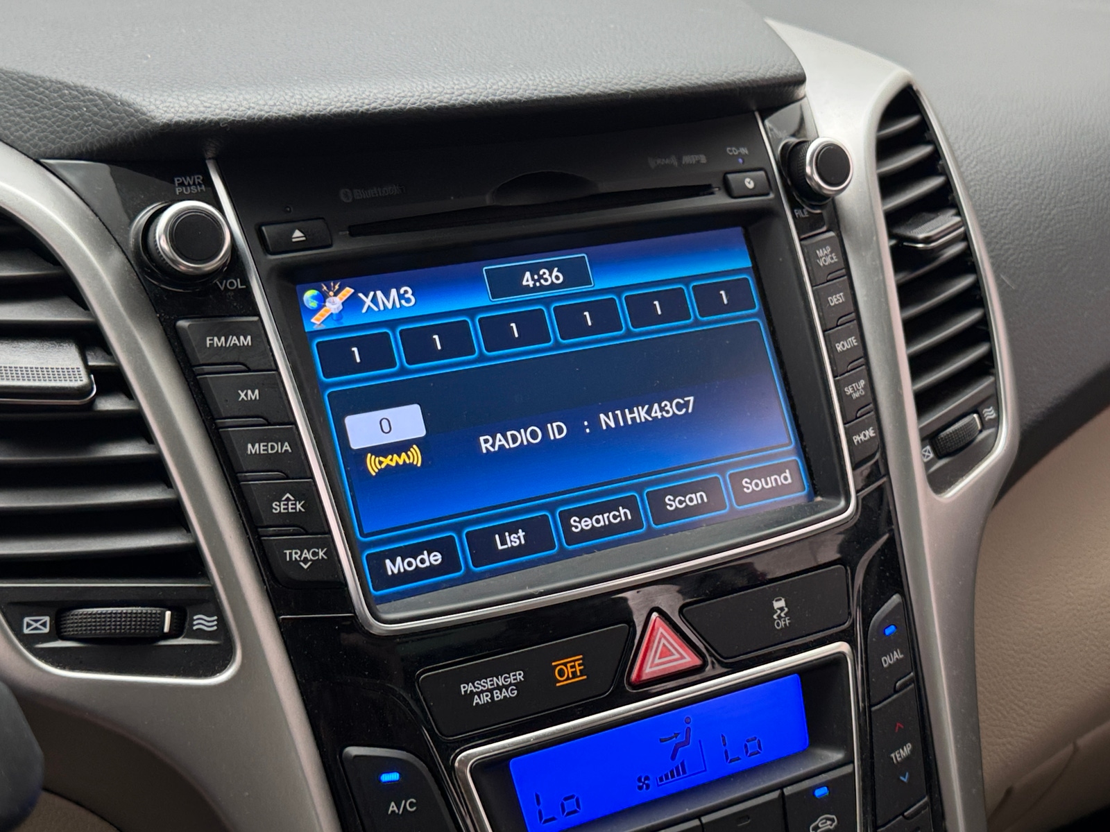 Thumbnail: 2014 Hyundai Elantra - 4