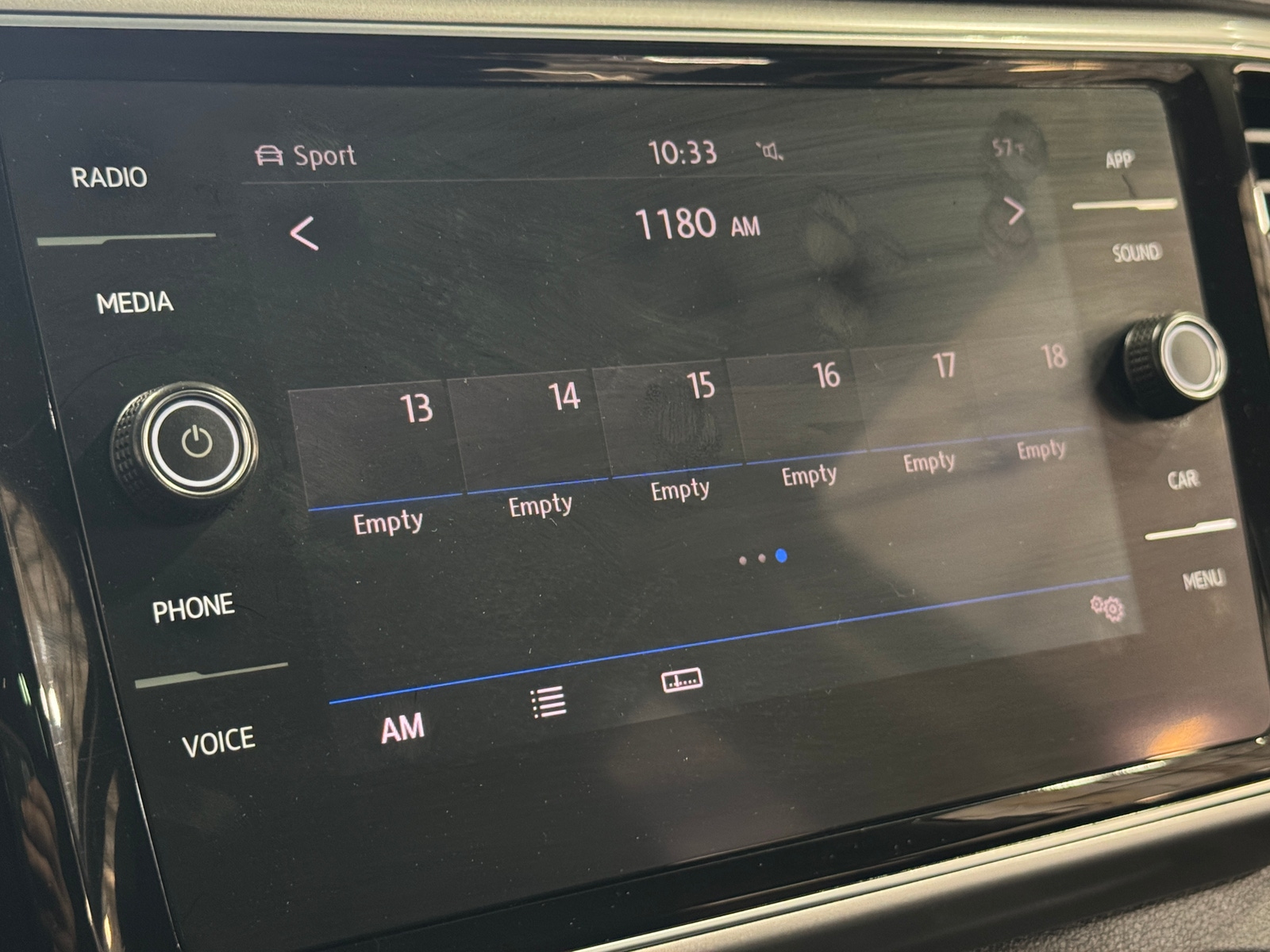 Thumbnail: 2018 Volkswagen Atlas - 3
