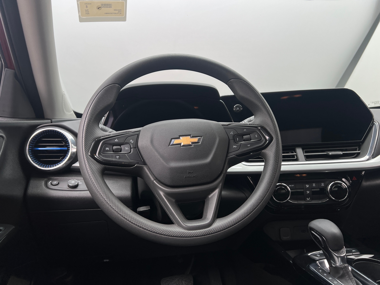 Thumbnail: 2025 Chevrolet Trax - 5