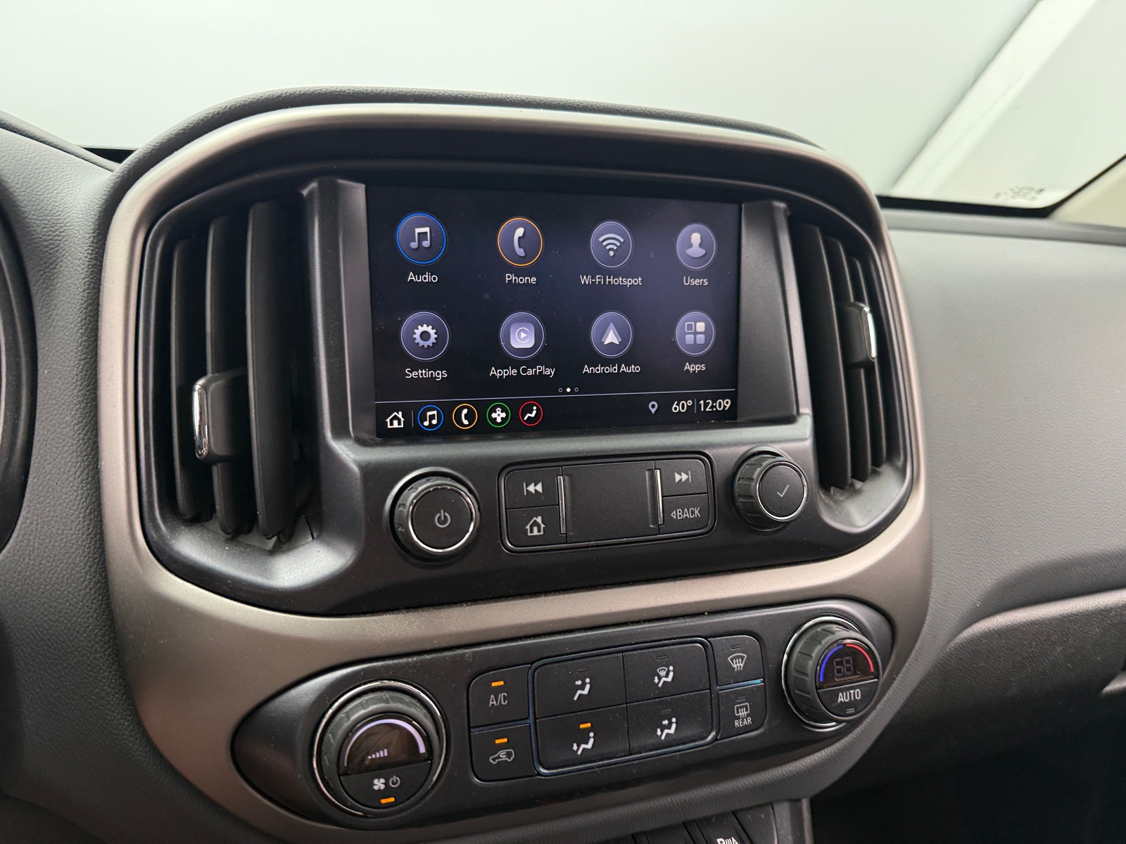 Thumbnail: 2019 Chevrolet Colorado - 4