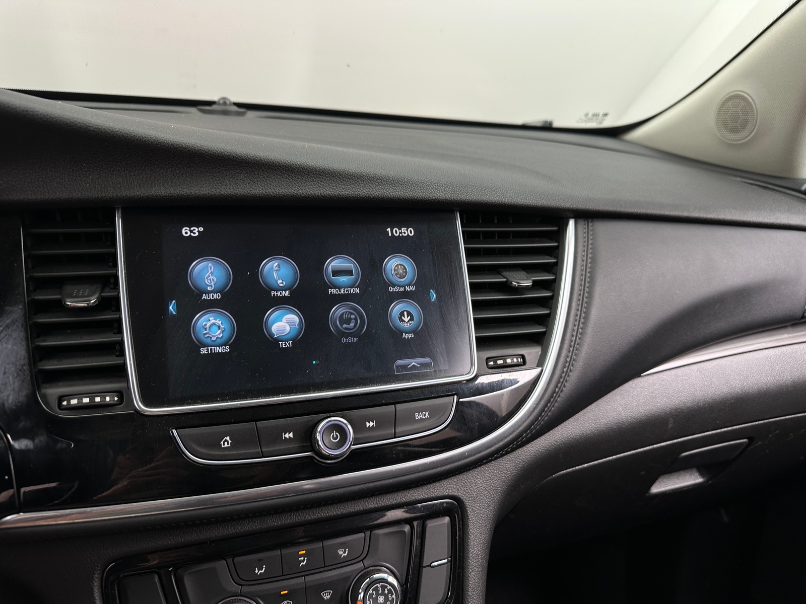 Thumbnail: 2019 Buick Encore - 4