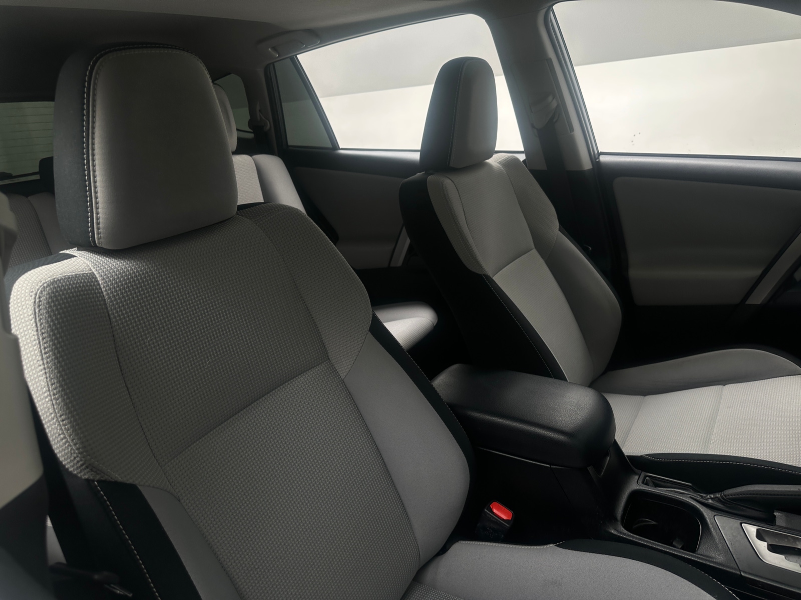 Thumbnail: 2018 Toyota RAV4 - 2