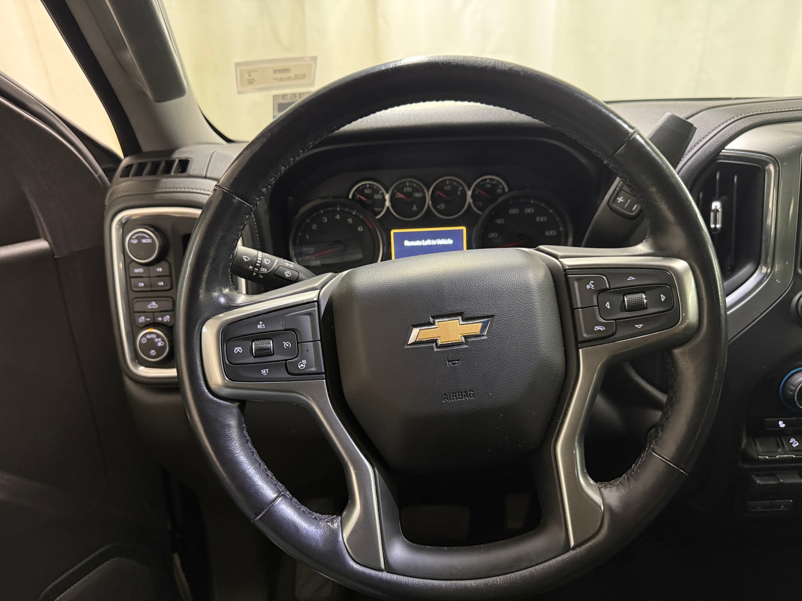 Thumbnail: 2021 Chevrolet Silverado 1500 - 5