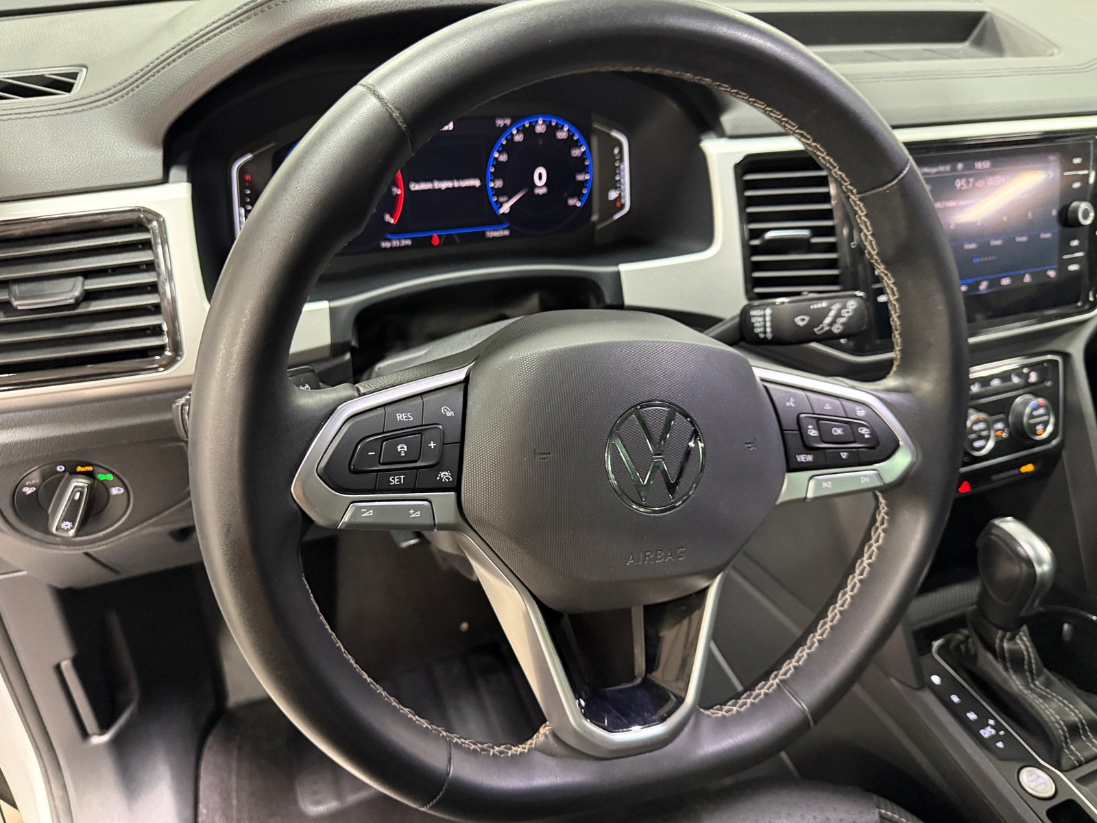 Thumbnail: 2021 Volkswagen Atlas - 4