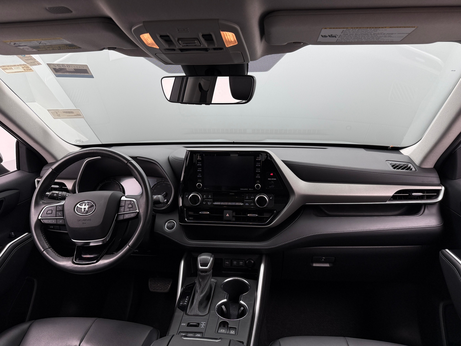 Thumbnail: 2021 Toyota Highlander - 3