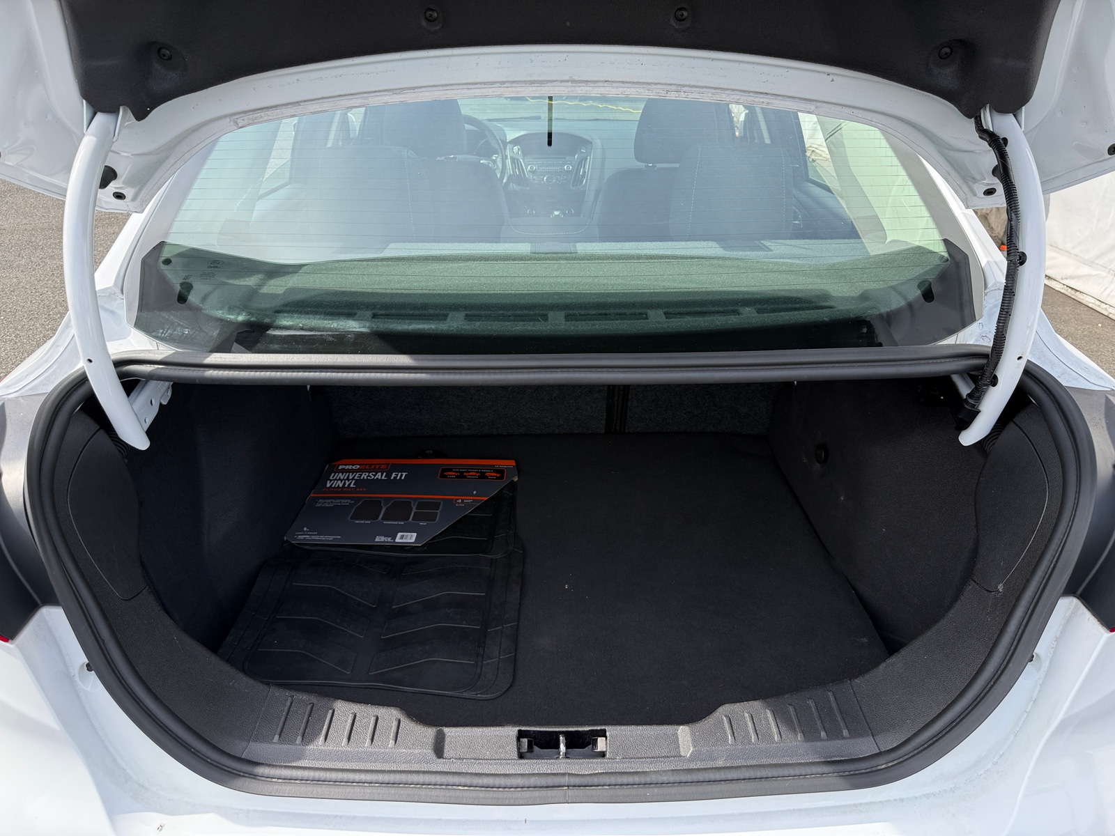 Thumbnail: 2015 Ford Focus - 7