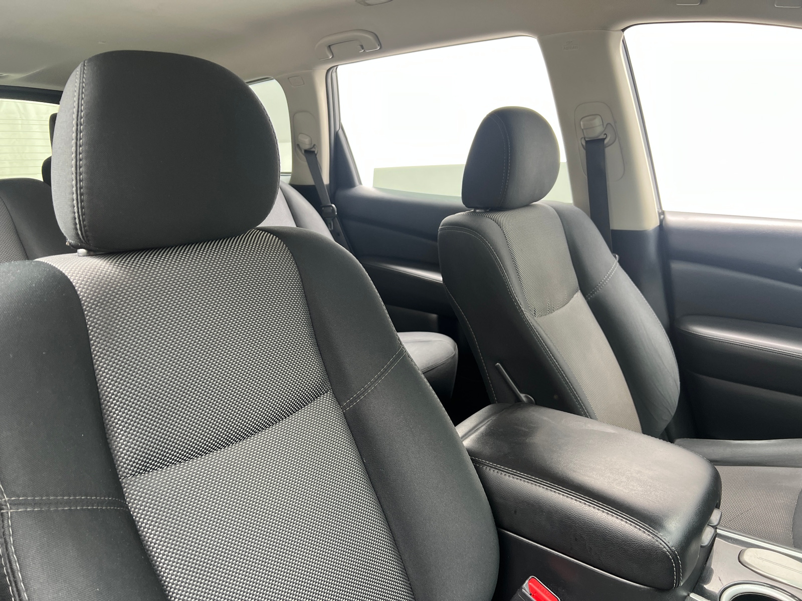 Thumbnail: 2019 Nissan Pathfinder - 2