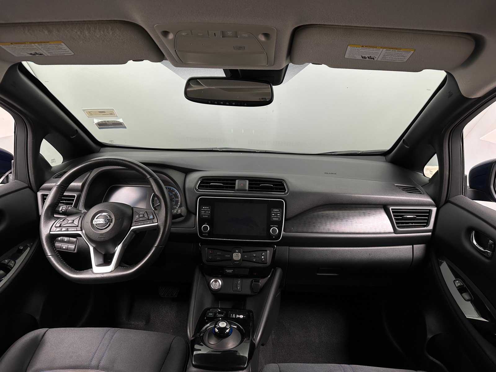 Thumbnail: 2020 Nissan Leaf - 3