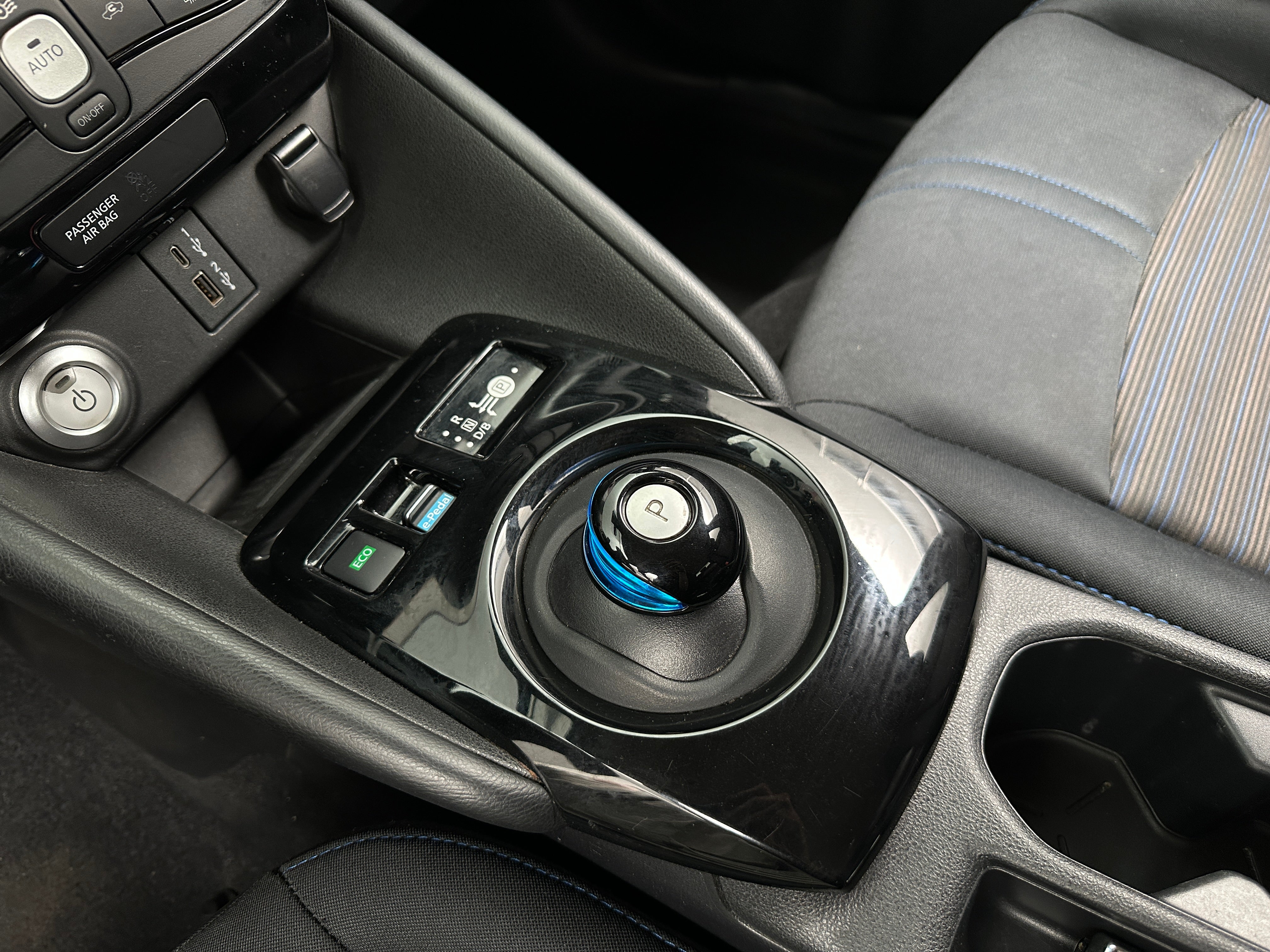Used 2020 Nissan Leaf SV with VIN 1N4AZ1CP2LC302097 for sale in Auburn, WA