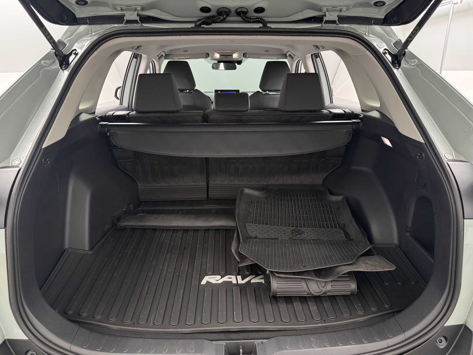 Thumbnail: 2023 Toyota RAV4 - 7