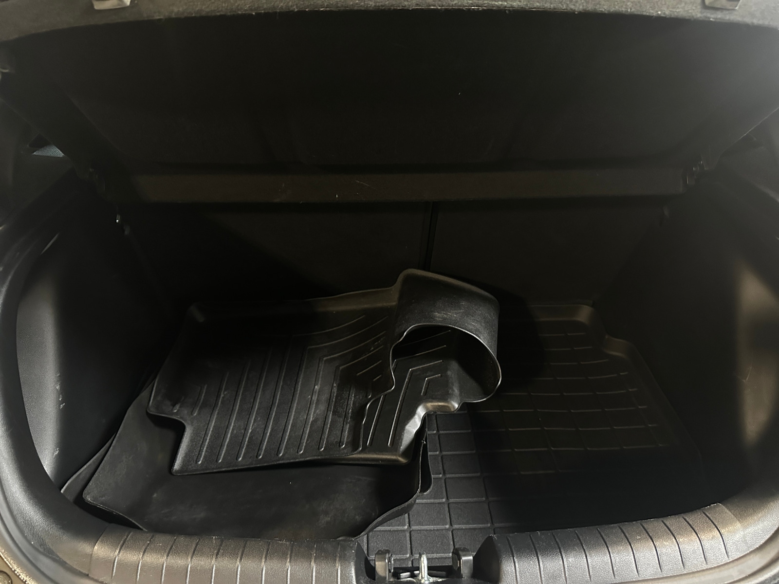 Thumbnail: 2019 Hyundai Veloster - 7