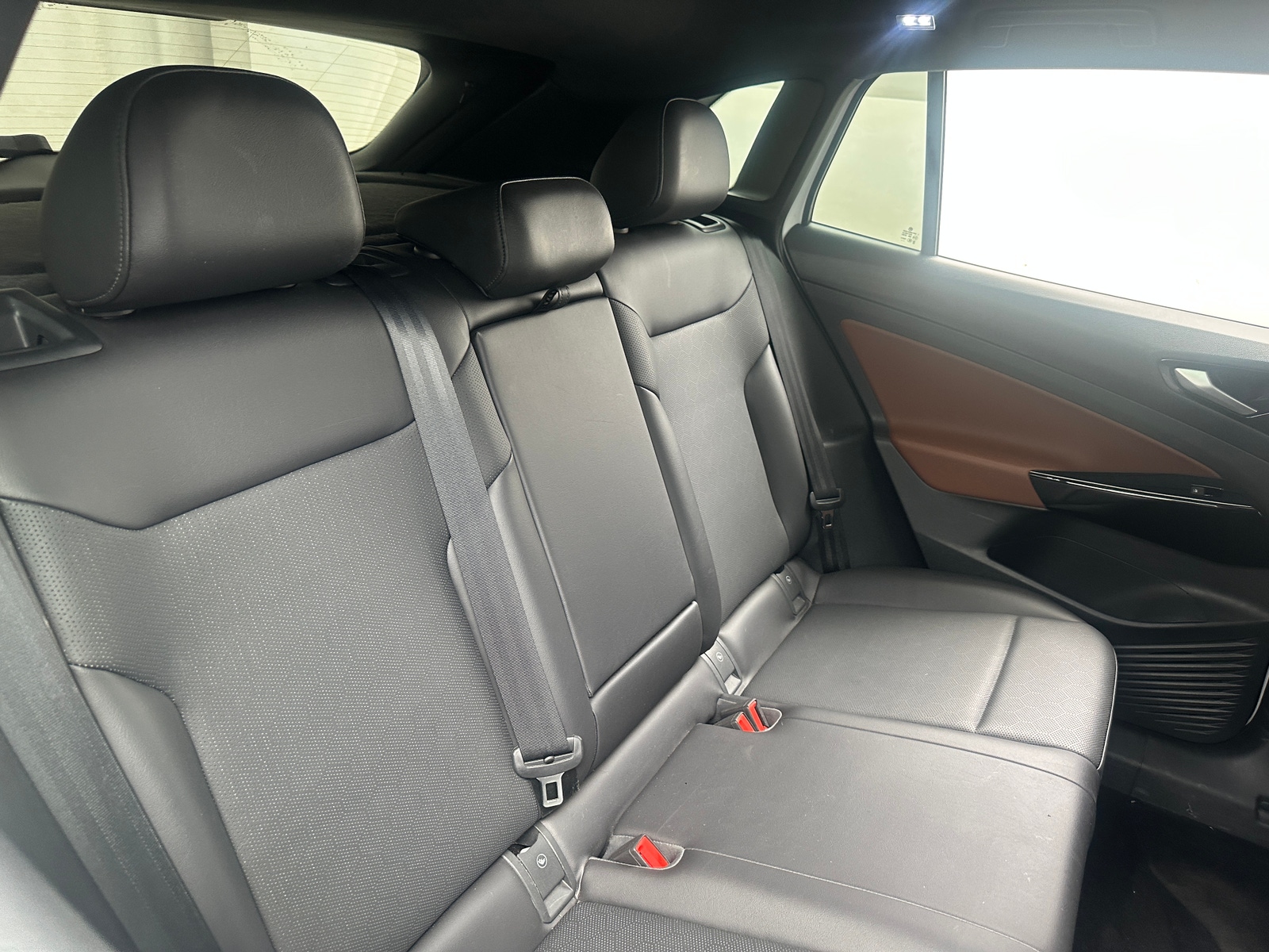 Thumbnail: 2021 Volkswagen ID.4 - 5
