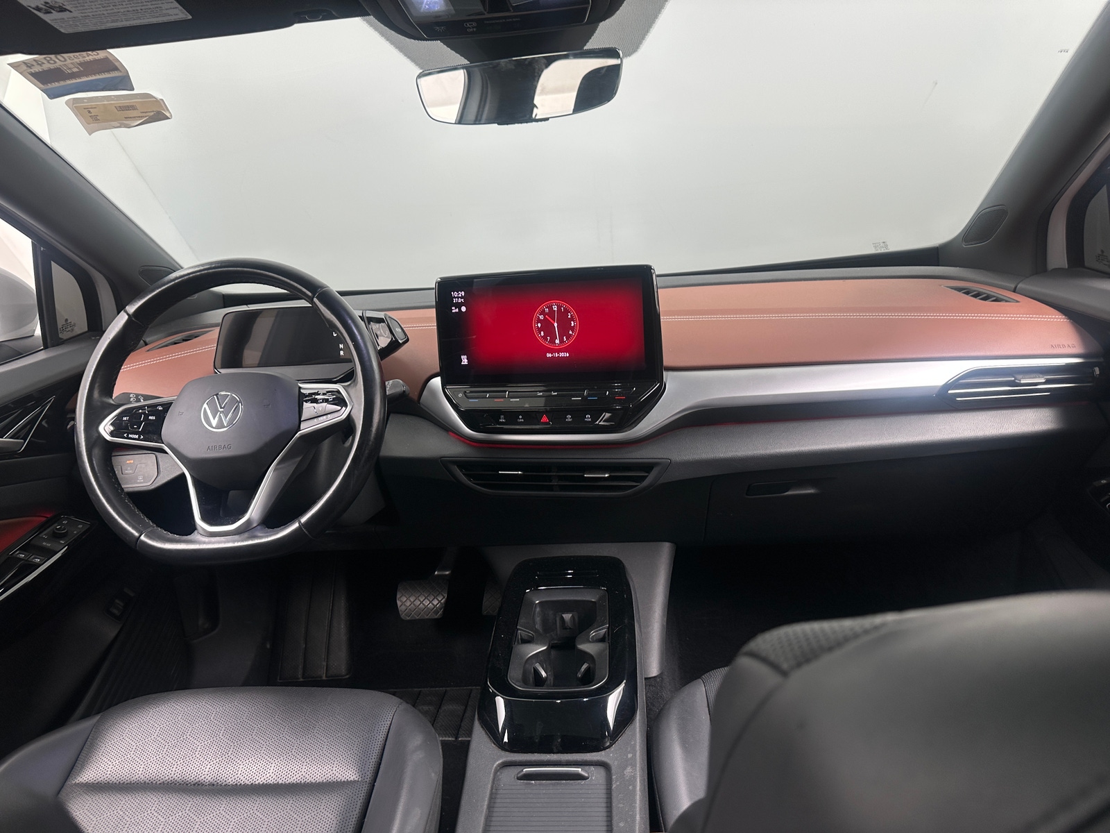 Thumbnail: 2021 Volkswagen ID.4 - 2