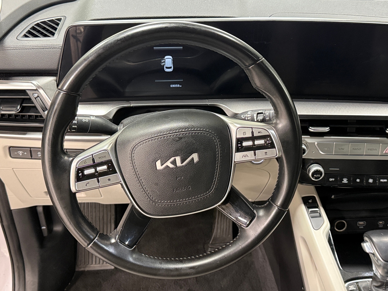 Thumbnail: 2023 Kia Telluride - 5