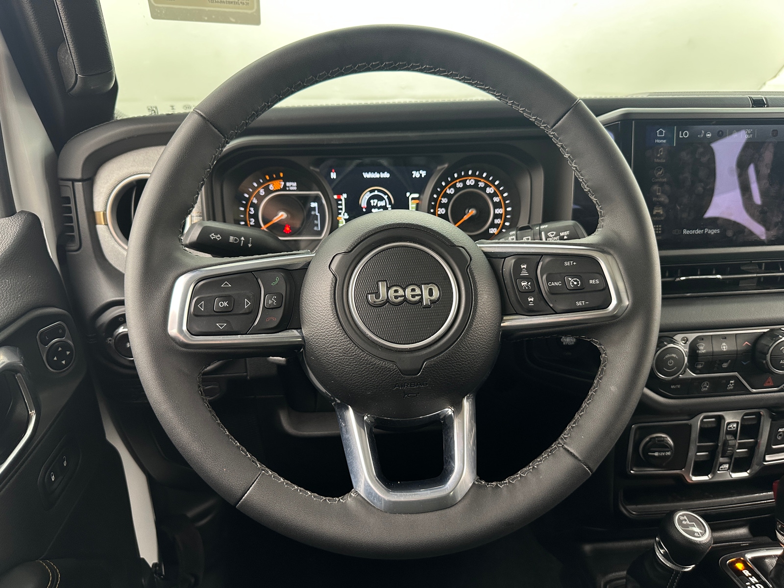 Thumbnail: 2025 Jeep Wrangler - 5