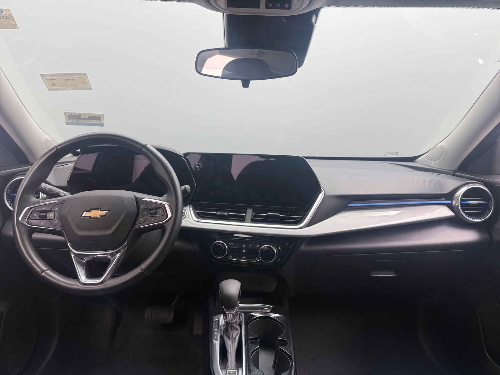 Thumbnail: 2025 Chevrolet Trax - 3