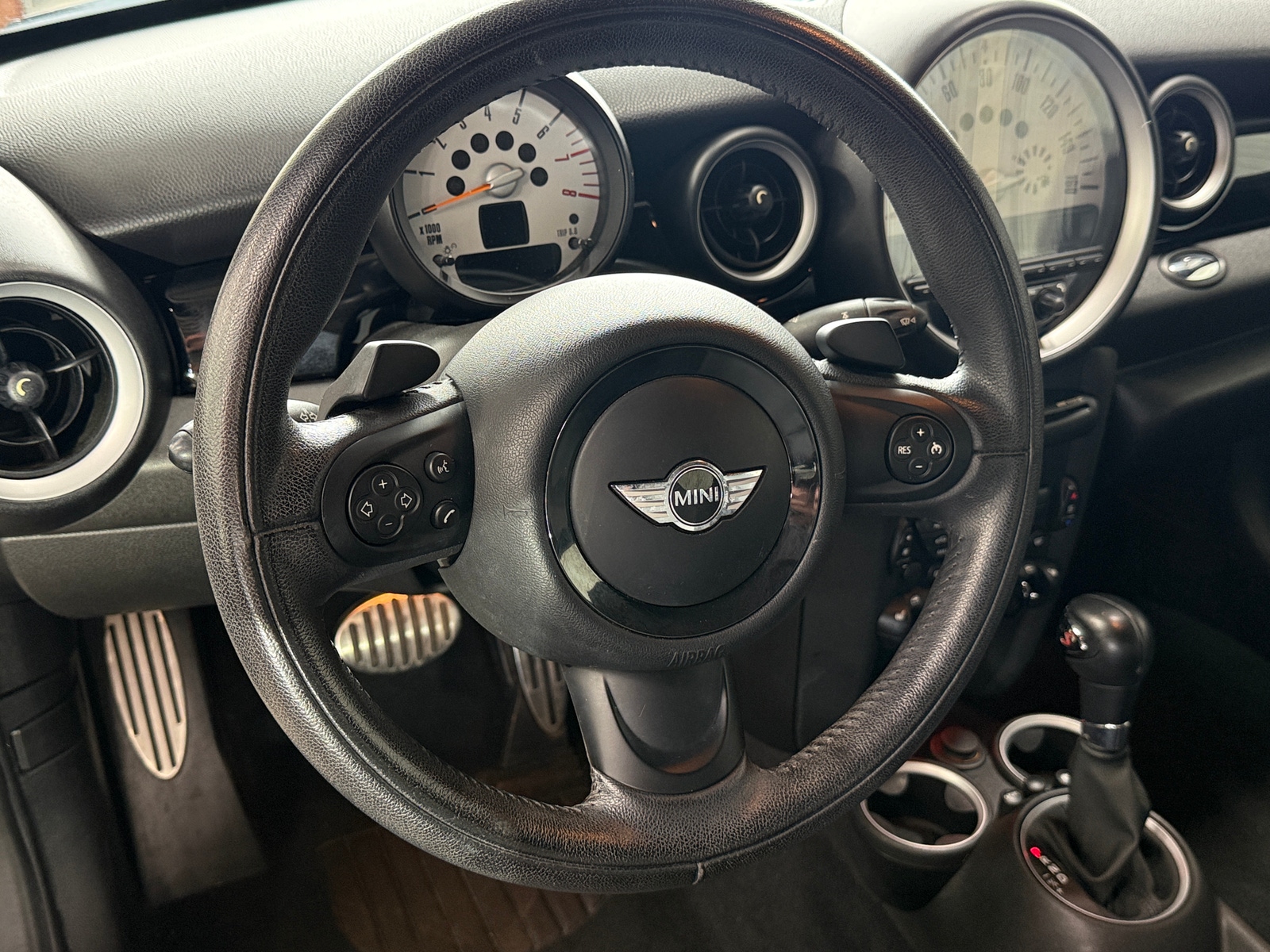 Thumbnail: 2014 MINI Cooper Coupe - 4
