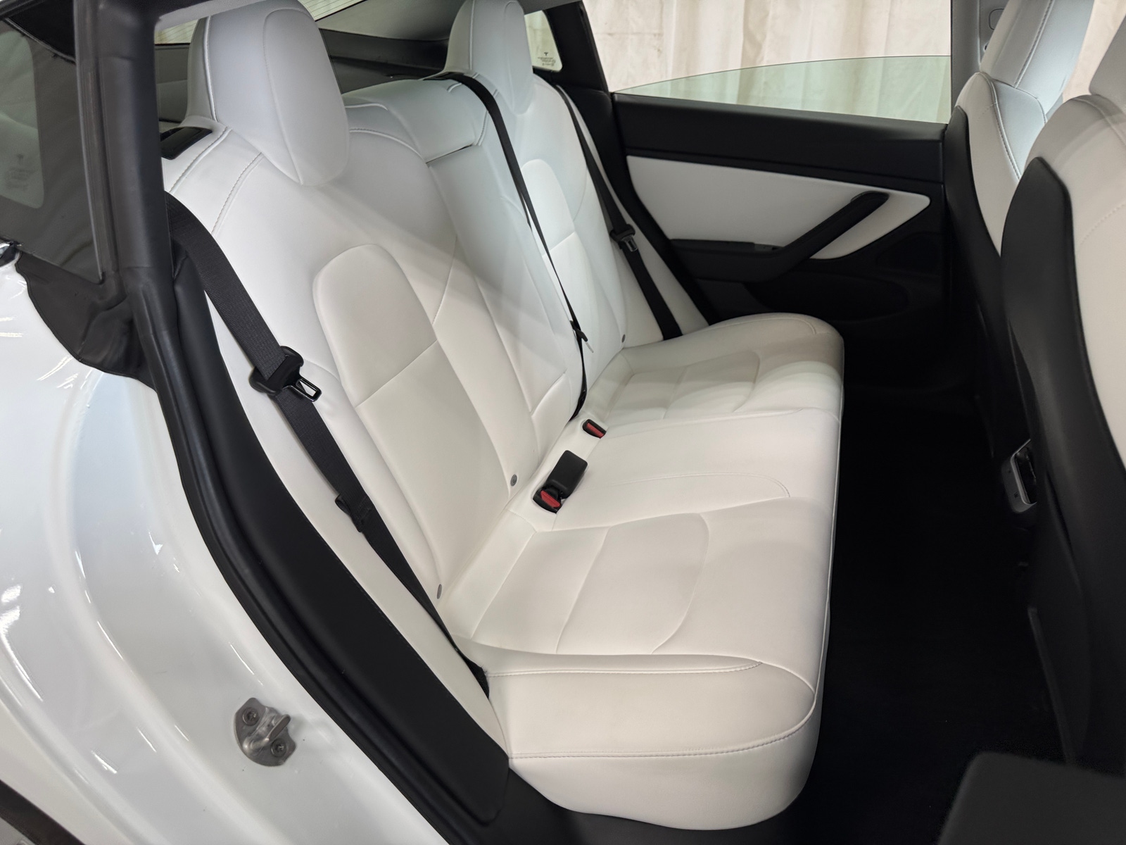 Thumbnail: 2019 Tesla Model 3 - 5