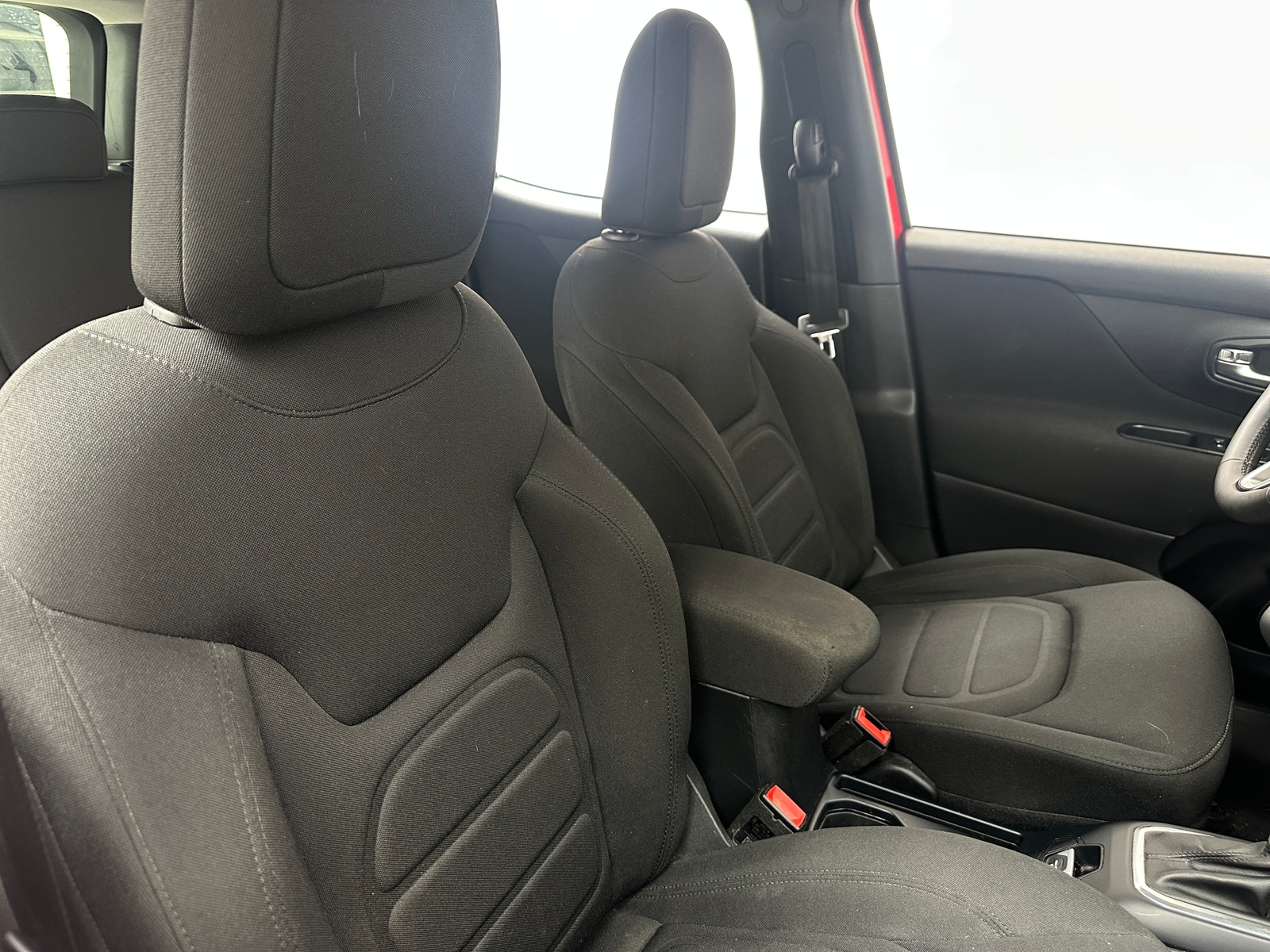 Thumbnail: 2018 Jeep Renegade - 2
