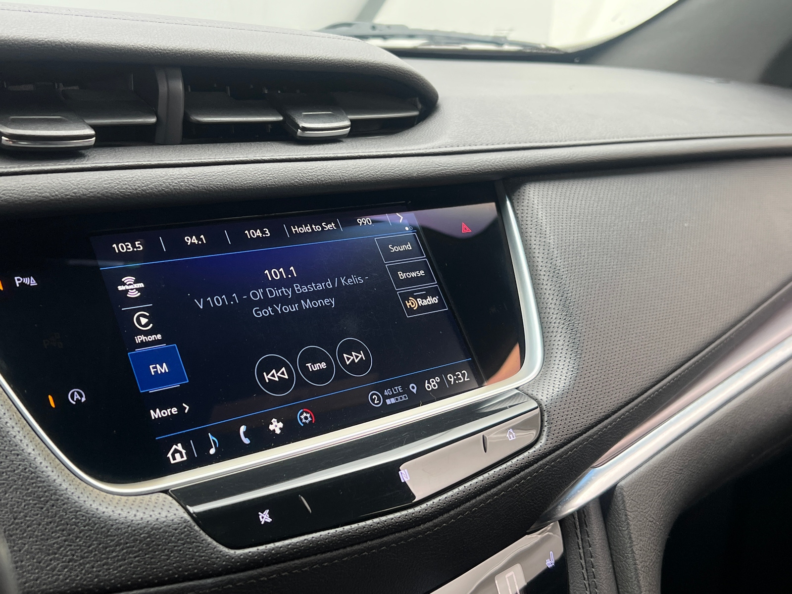 Thumbnail: 2021 Cadillac XT5 - 3
