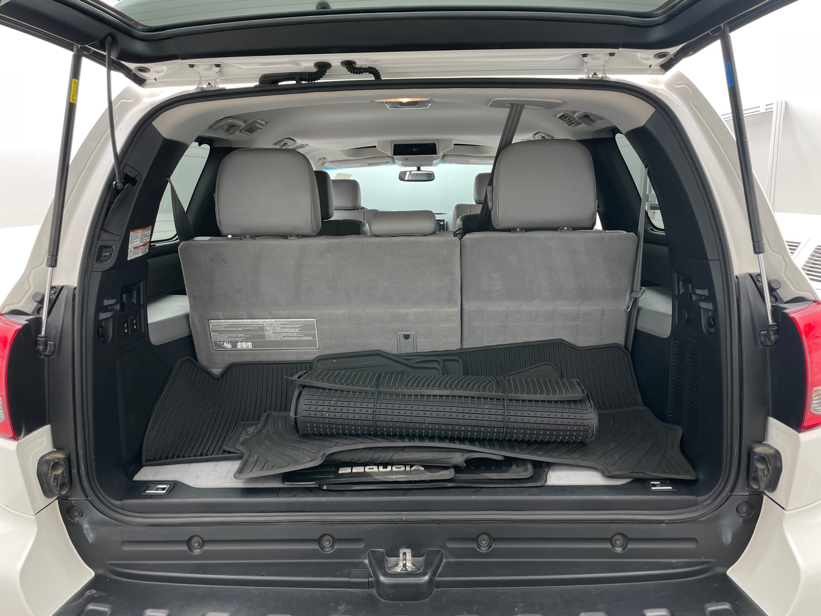 Thumbnail: 2016 Toyota Sequoia - 6
