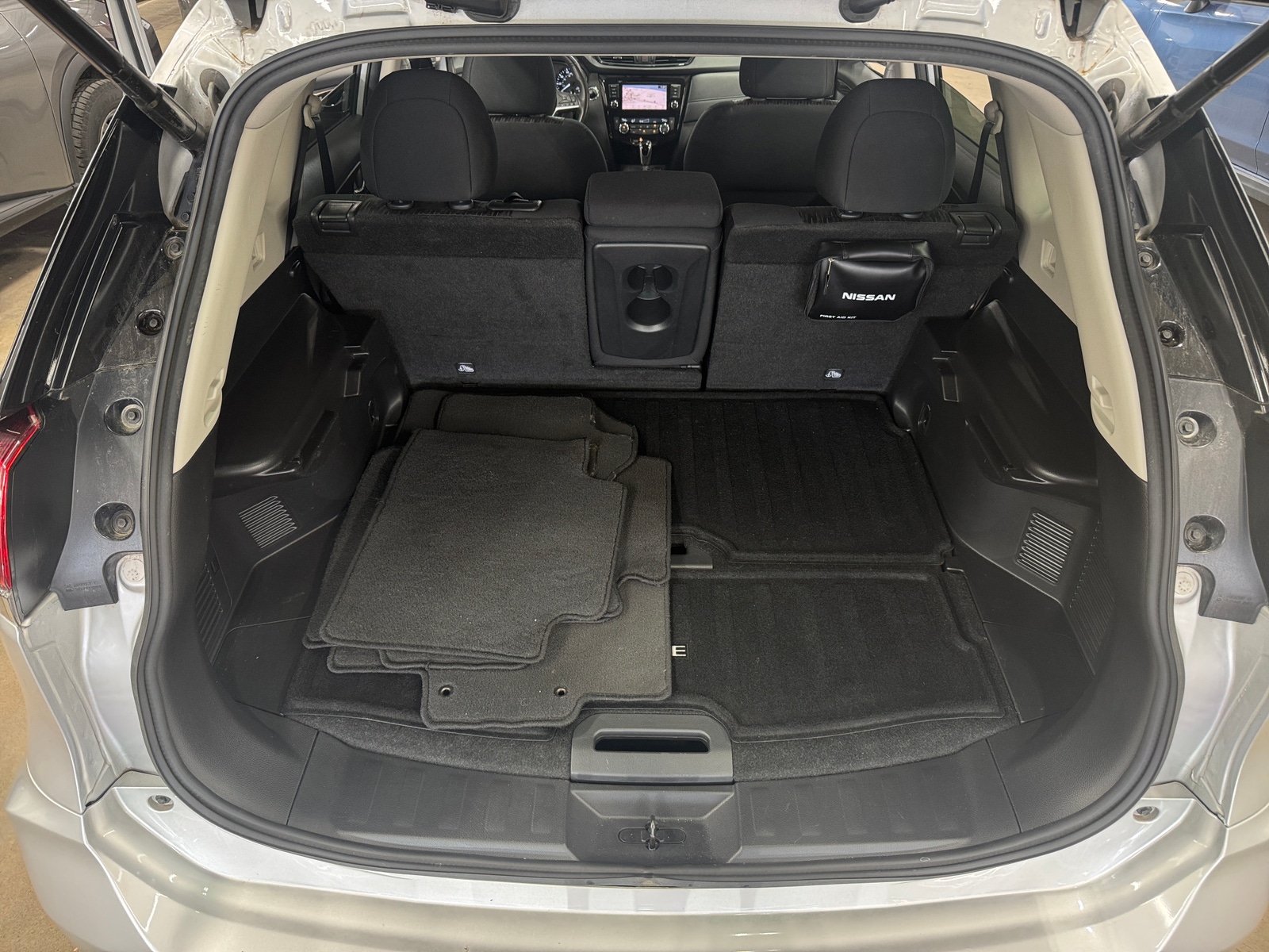 Thumbnail: 2018 Nissan Rogue - 7