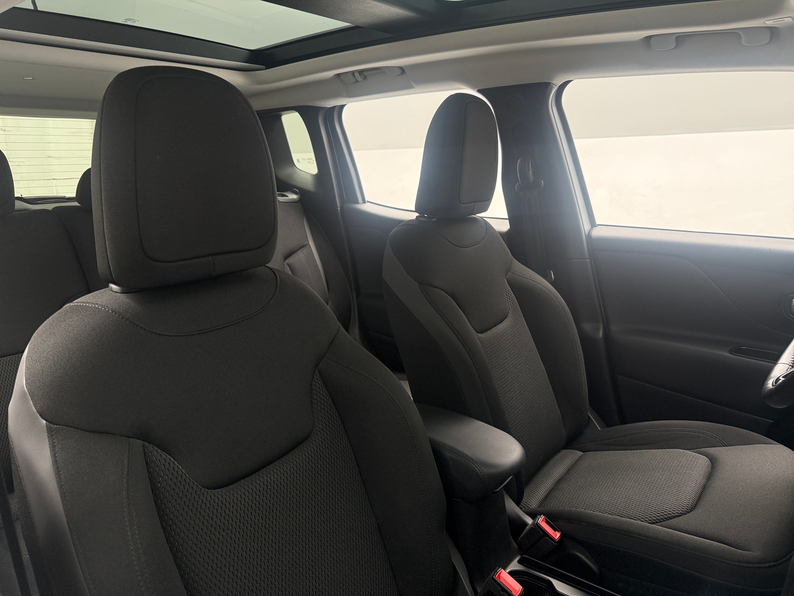 Thumbnail: 2018 Jeep Renegade - 2