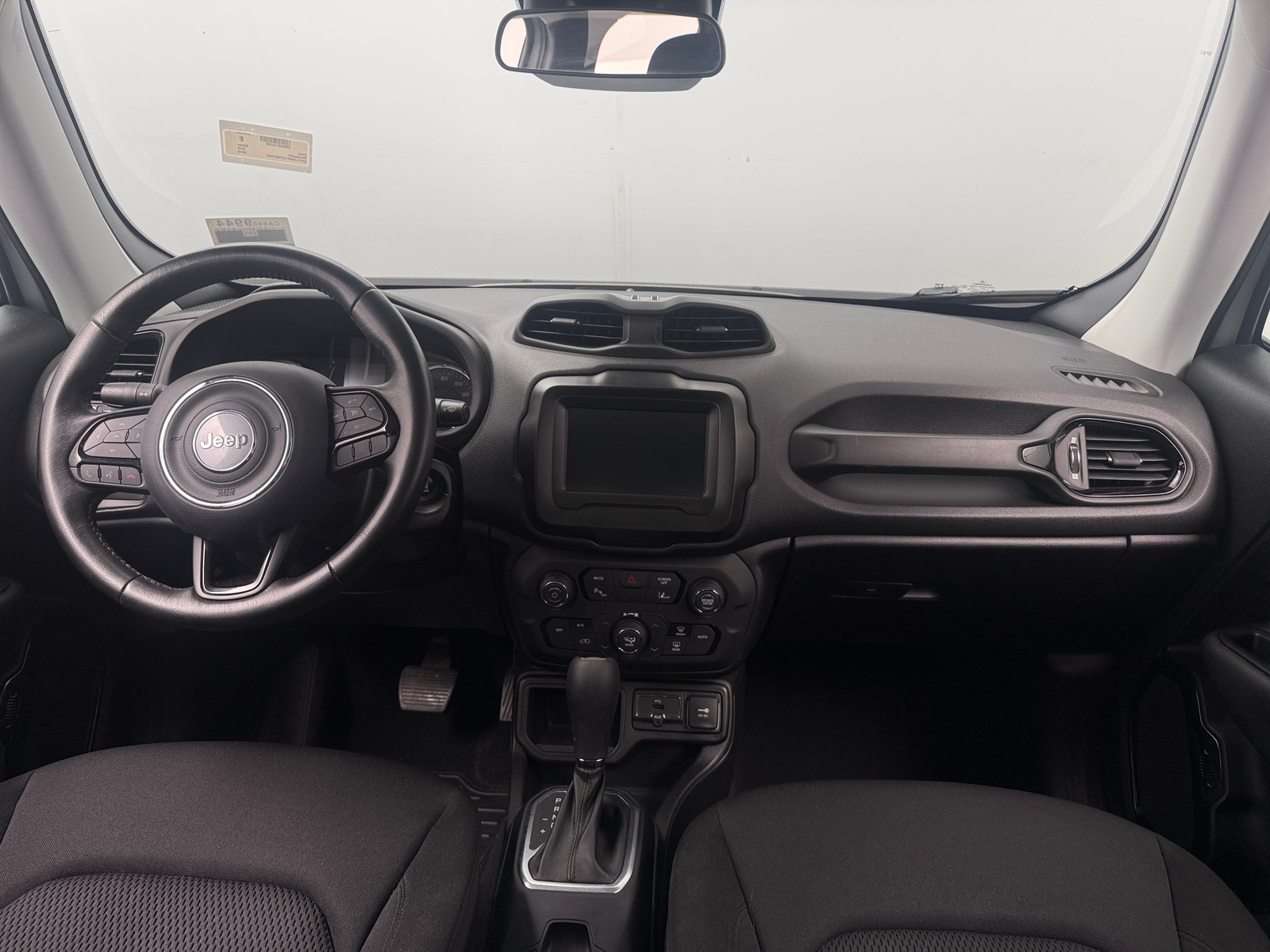 Thumbnail: 2018 Jeep Renegade - 3